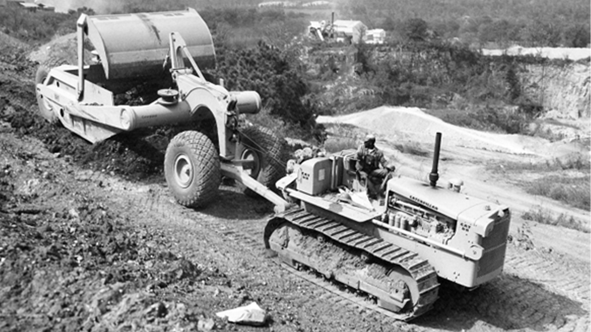 D8 14A loading a No. 80 towed scraper